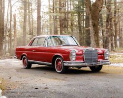 1967 Mercedes-Benz 250 SE Coupe | RM Sotheby's | Miami