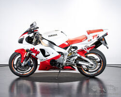 1998 Yamaha R1