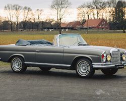 1967 Mercedes-Benz 250 SE Cabriolet