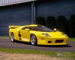 1999 Vector SRV8 | RM Sotheby's | The Monterey Auction