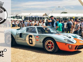Een kijkje vanuit de cockpit van de Le Mans-winnende Ford GT40 uit 1969