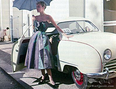 Una Saab 92 delle origini con le iconiche porte controvento – e un piccolo mistero