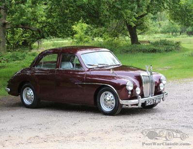 A modernised Magnette