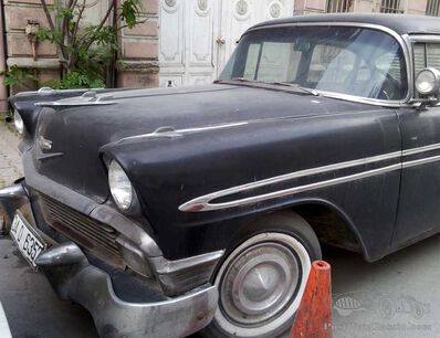 Vintage Chevy parts in Istanbul