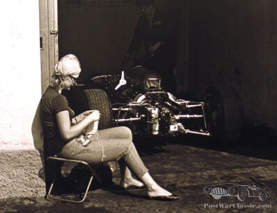 Knitting the time away at Monza