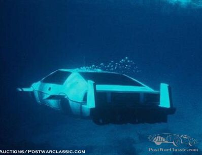 The ex Bond Lotus-sub. Preserve or drive?