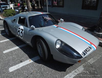 Blocking 4 Harley parking spots: Porsche 904GTS