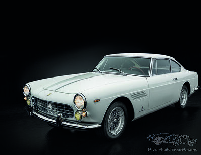 Welcome to Techno Classica Car Fair in Germany - Classics2drive