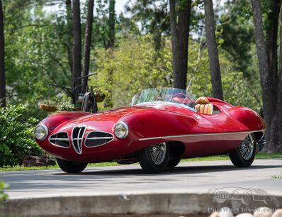 How to drive a 1904 Panhard, the Gene Ponder Collection, and much more...