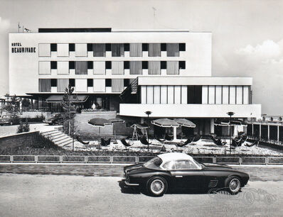 Ferraris and Camparis at the Hotel Beaurivage