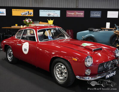 Live from the centre of the classic car world: Salon Retromobile 2025