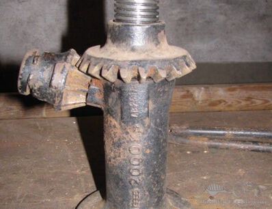 Volkswagen and Auto Union Bilstein jack
