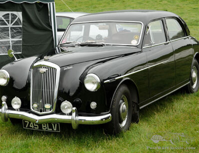 L'art de perfectionner la familiale fidèle : la Wolseley Six-Ninety de Gerald Palmer