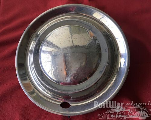 Peugeot hubcaps / hubs for Peugeot