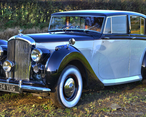 1948 Bentley Mk VI Freestone and Webb Razor Edge Saloon