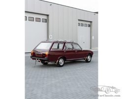 1971 Peugeot 504 Familiale Diesel | Aguttes | December sale 2021
