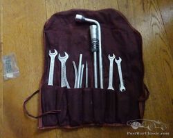 Original Tool Set for MB SL W 107 - Original Werkzeugsatz