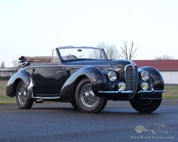 1949 Delahaye 135 Cabriolet par Henri Chapron | Artcurial Rétromobile Vente | Mars 18, 2022