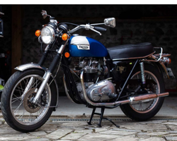 1977 Triumph TR7V Tiger 750 | Aguttes | La vente de Printemps | 27 March 2022