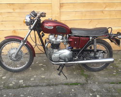 TRIUMPH TR6 Bonneville