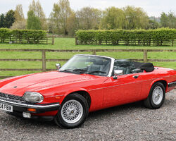 1988 JAGUAR XJS CONVERTIBLE V12