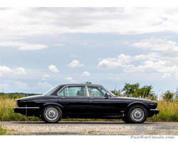 1982 Jaguar XJ12 | Osenat Auction | 18 July 2022