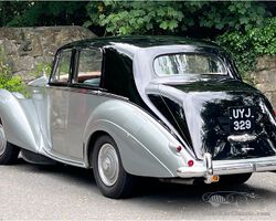 1954 Rolls-Royce Silver Dawn Auto Four door Saloon SOG90