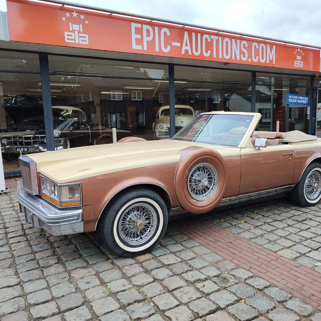 Lot De 4 Enjoliveurs Cadillac Séville Vintage 1976-1979 – Brillant Et Superbe