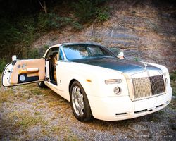 2009 Rolls-Royce Phantom Drophead Coupe | Bank Seized | Offered at No Reserve | Collector Motor Series Auction | October 29, 2022
