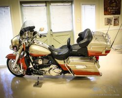 2009 Harley Davidson CVO Screaming Eagle Ultra Classic | Collector Motor Series Auction | October 29, 2022