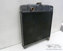 Mercedes-Benz W110 radiator