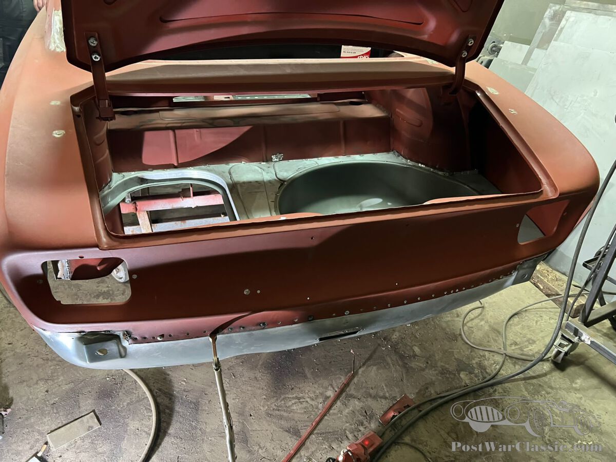 Car Alfa Romeo Giulia GT Bertone 1968 For Sale PostWarClassic car-alfa-romeo-giulia-gt-bertone-1968-for-sale-postwarclassic