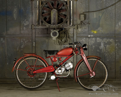 1952 Moto Guzzi Guzzino | Osenat Auctions | Nov 5, 2022