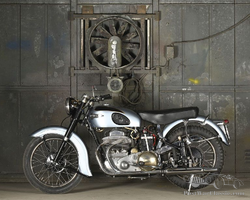 1954 Ariel Squarefour | Osenat Auctions | Nov 5, 2022