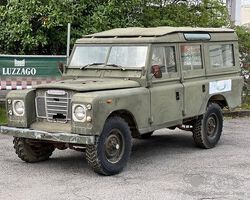Land Rover 90 SWB S2 1974