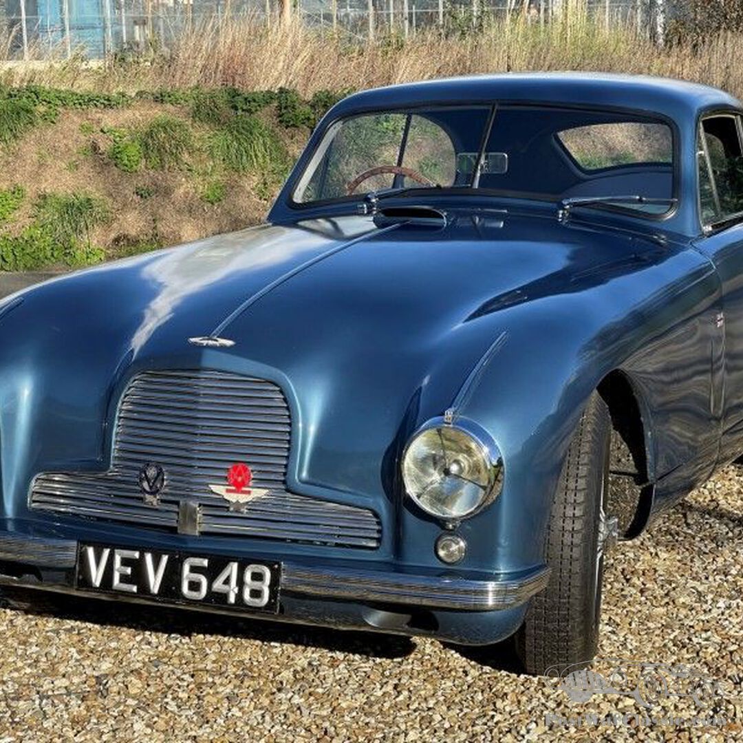Spark - 1:43 - ref. #S0581 Aston Martin DB2 Coupé stradale