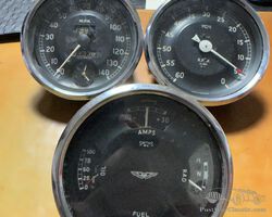 ASTON MARTIN DB2/4 INSTRUMENTS