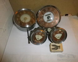 Fiat 1100 ES Instruments