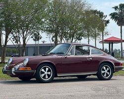 1971 Porsche 911T | Offered at No Reserve | Henderson Collector Motor Series Auction | May 6, 2023