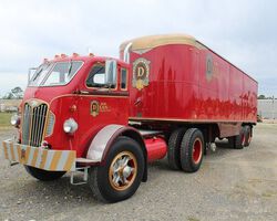 1952 AUTOCAR WITH 1946 FRUEHAUF VAN TRAILER |Offered at No Reserve | Henderson Collector Motor Series Auction | May 6, 2023