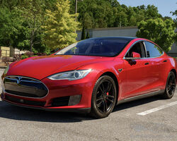 2015 Tesla S P85D | Henderson Collector Motor Series Auction | May 6, 2023