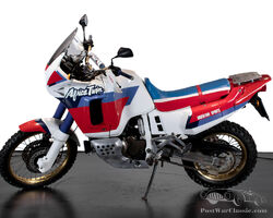 Honda africa twin xrv 750 (RD04) 1990