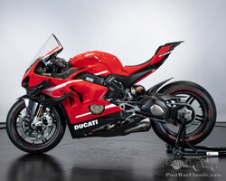 Ducati Superleggera V4 n° 328/500 km0 2023