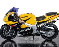 Suzuki GSX R 600 2001