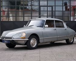 1971 Citroën DS21 I.E. Pallas | Finarte Collector Cars auction | June 5, 2023