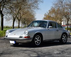 1972 Porsche 911T Karmann | Finarte Collector Cars auction | June 5, 2023