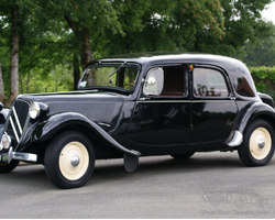 1947 CITROEN TRACTION 11 B - Lot 69 - Osenat