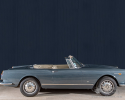 1965 ALFA ROMEO 2600 SPIDER - Lot 73 - Osenat