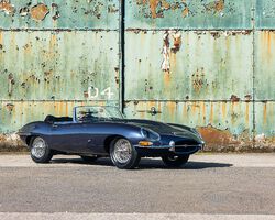 1961 Jaguar E-Type Roadster