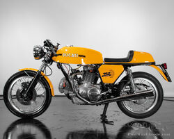 DUCATI 750 SPORT
